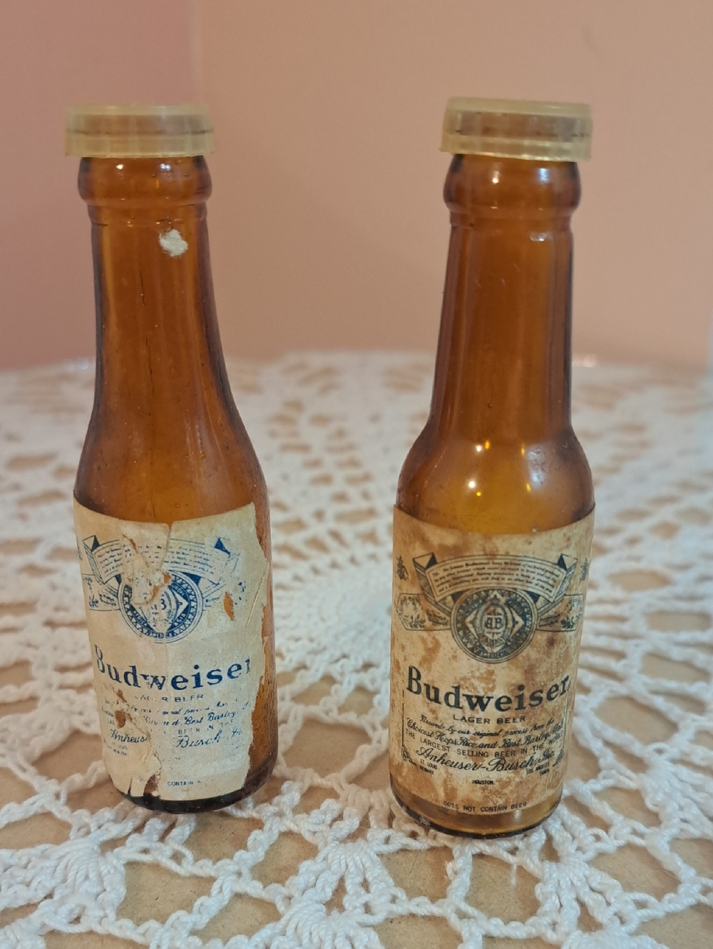 Vintage Collectible Budweiser Salt And Pepper Shakers
